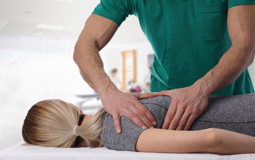 Los masajes te ayudan a relajar la tensión de los músculos adoloridos.