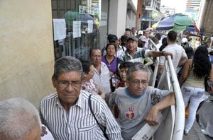 El 52 % de los adultos mayores de 60 años no cuentan ni con pensión ni con subsidio.  Colombia tiene  14,9 millones de personas mayores y de ellos 11,9 millones no tienen pensión.