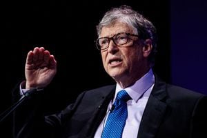 La genuina preocupación de Bill Gates se centra en los efectos de la inteligencia artificial y en la realidad de los riesgos asociados.