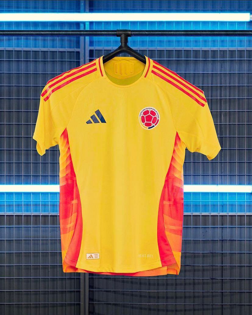 Nueva camiseta títular de la Selección Colombia para el 2024.