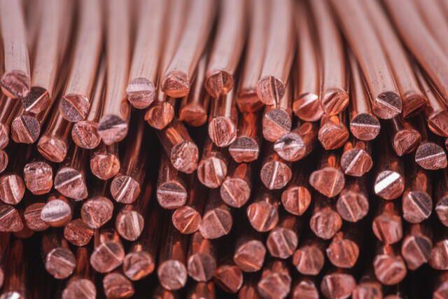 La demanda del cobre supera rápidamente su disponibilidad, motivo por el cual su costo se eleva.