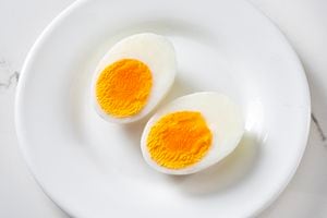 El huevo tiene algunos efectos en el colesterol.