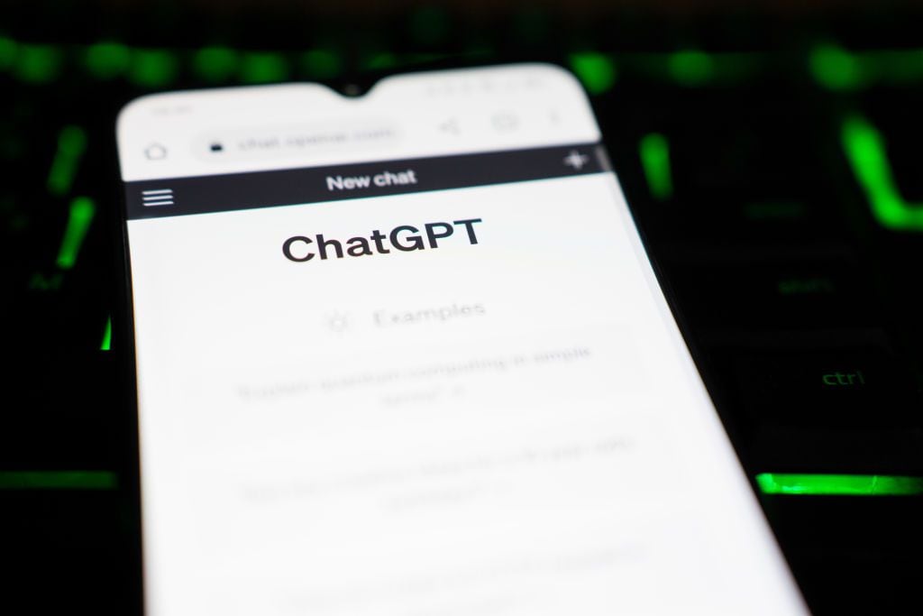 Resguarde tu privacidad: La información que no debes proporcionar a Chat GPT.