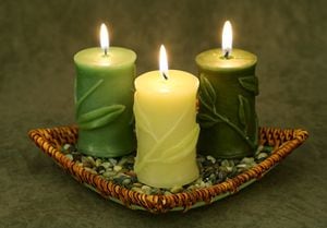 Las velas verdes están directamente relacionadas con la abundancia.