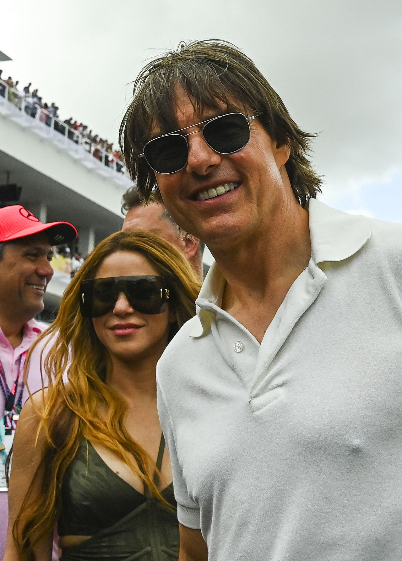 El actor estadounidense Tom Cruise y la cantante colombiana Shakira asistieron al Gran Premio de Fórmula Uno 2023 en el Autódromo Internacional de Miami.