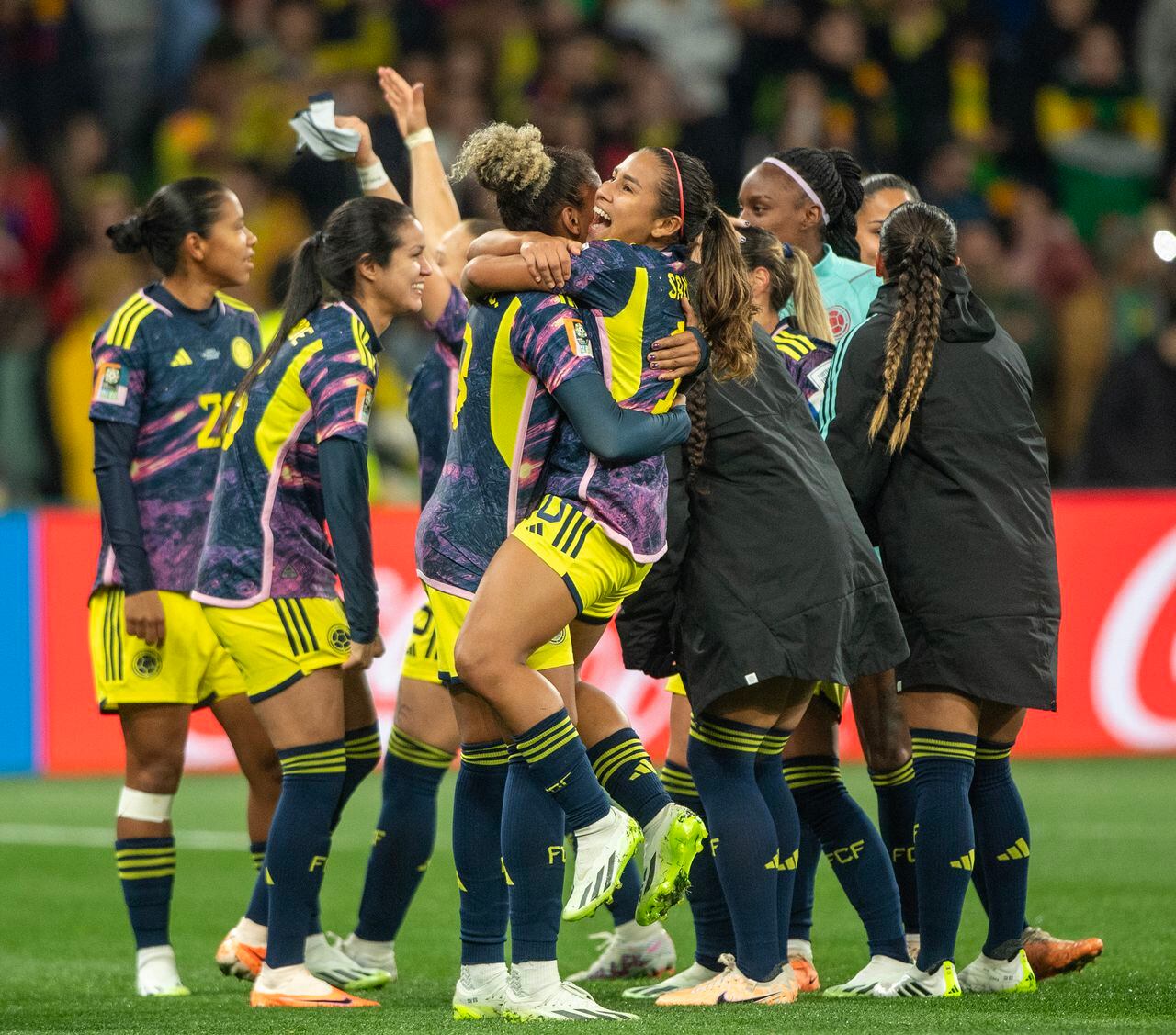 Colombia celebra su pase a cuartos de final