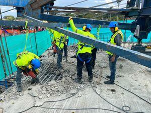 Obras del nuevo puente de Juanchito avanzan con normalidad, por control de calidad se demolerá una dovela.
