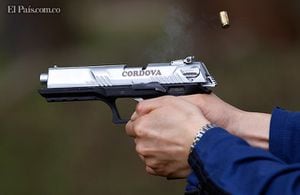 Esta es la pistola Córdova, de fabricación colombiana, que será lanzada en junio próximo.