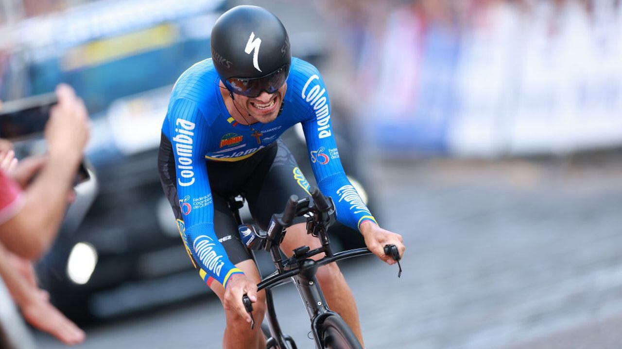 STIRLING, SCOTLAND - AUGUST 11: Colombia's Walter Vargas during the UCI Cycling World Championships Men's Elite Individual Time Trial at Castle Wynd, on August 11, 2023, in Stirling, Scotland. (Photo by Ewan Bootman/SNS Group via Getty Images)