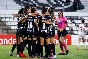 Imagen de un partido de Corinthians en la Copa Libertadores Femenina 2021