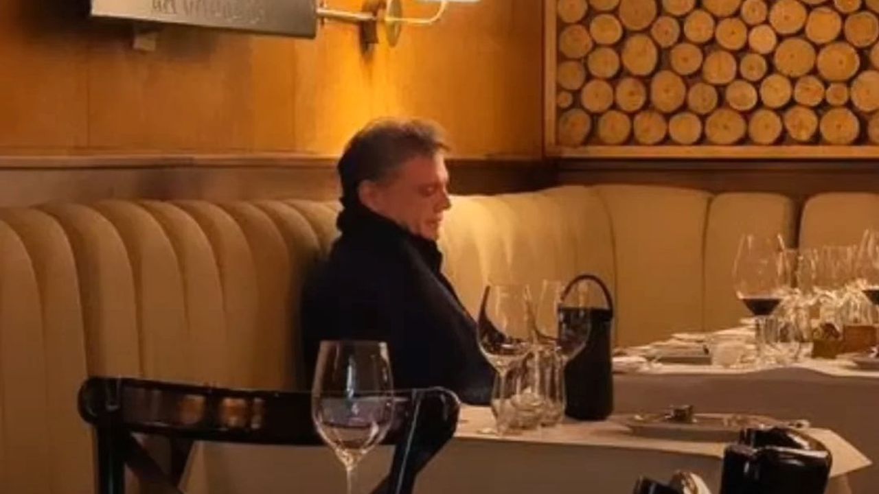 Luis Miguel visitó reconocido restaurante en Bogotá, tras su exitoso concierto en la capital del país.
