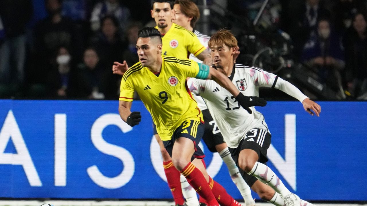 Radamel Falcao García en un amistoso con la Selección Colombia frente a Japón