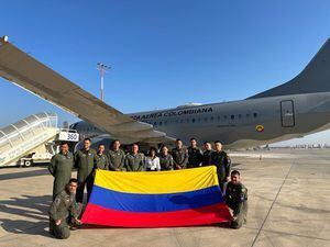 Colombianos retornaron este 12 de octubre en un vuelo humanitario desde Israel.