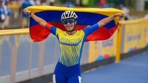 Gabriela Rueda festeja el título en el Mundial de Patinaje en Italia.