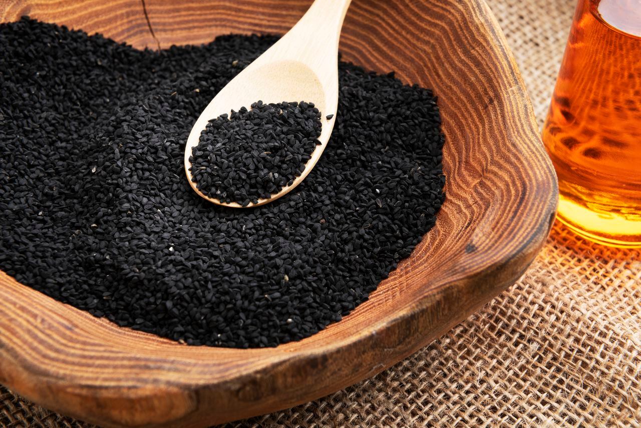 El comino negro tiene propiedades antioxidantes.