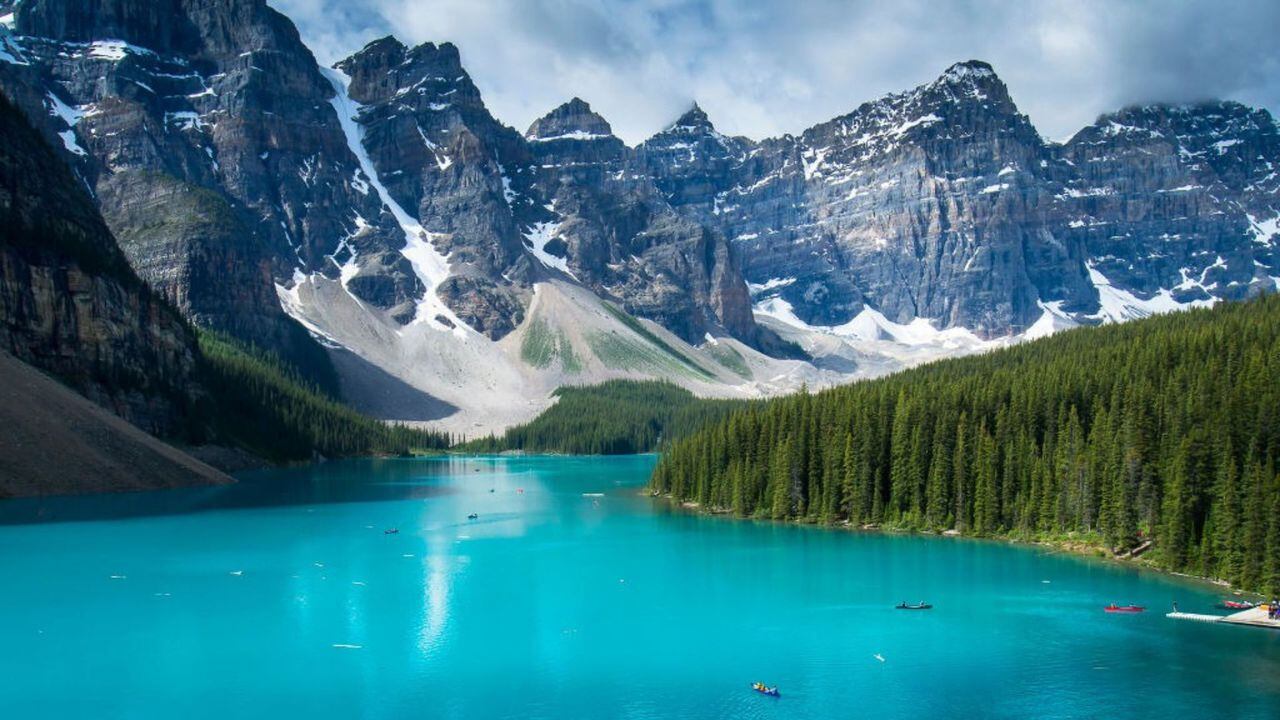 La Inteligencia Artificial pone al Parque Nacional Banff de Canadá como el lugar más bonito del mundo.
