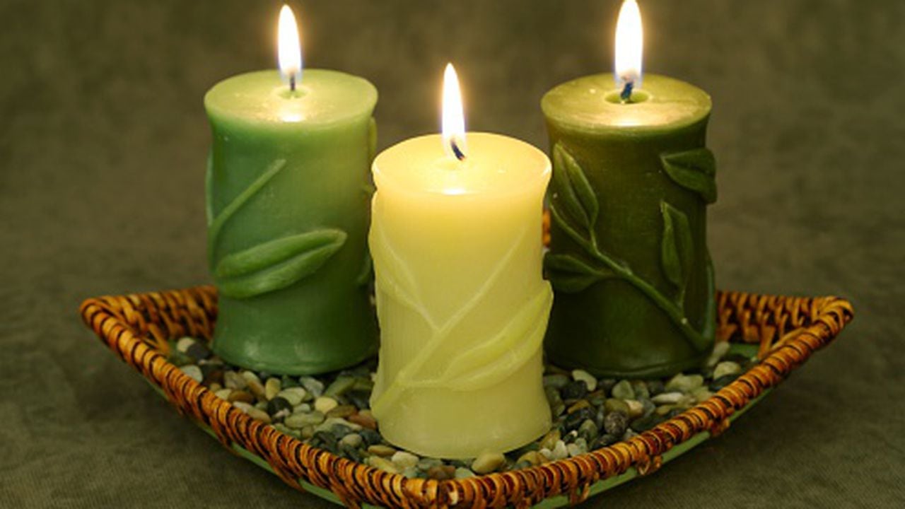 Las velas verdes están directamente relacionadas con la abundancia.