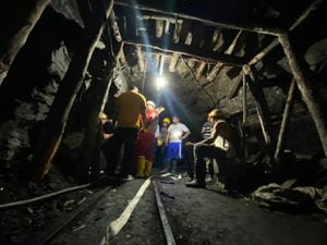 En el ocurrió un accidente y seis mineros están atrapados