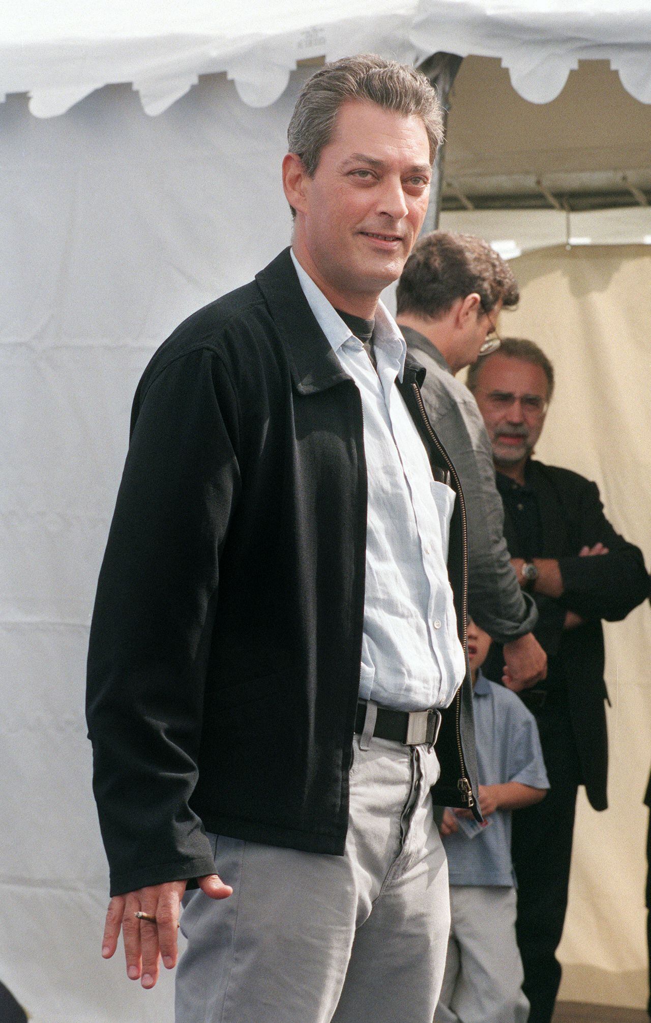 En 1998 el escritor asistió al  24º festival de cine americano de Deauville.