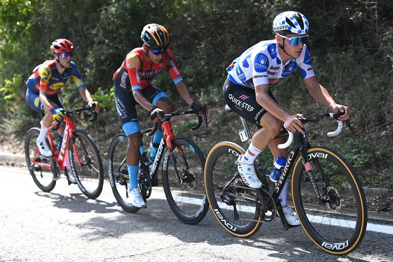 LEKUNBERRI, SPAIN - SEPTEMBER 10: Remco Evenepoel of Belgium and Team Soudal - Quick Step - Polka Dot Mountain Jersey 
attacks during the 78th Tour of Spain 2023, Stage 15 a 158.3km stage from Pamplona to Lekunberri / #UCIWT / on September 10, 2023 in Lekunberri, Spain. (Photo by Tim de Waele/Getty Images)