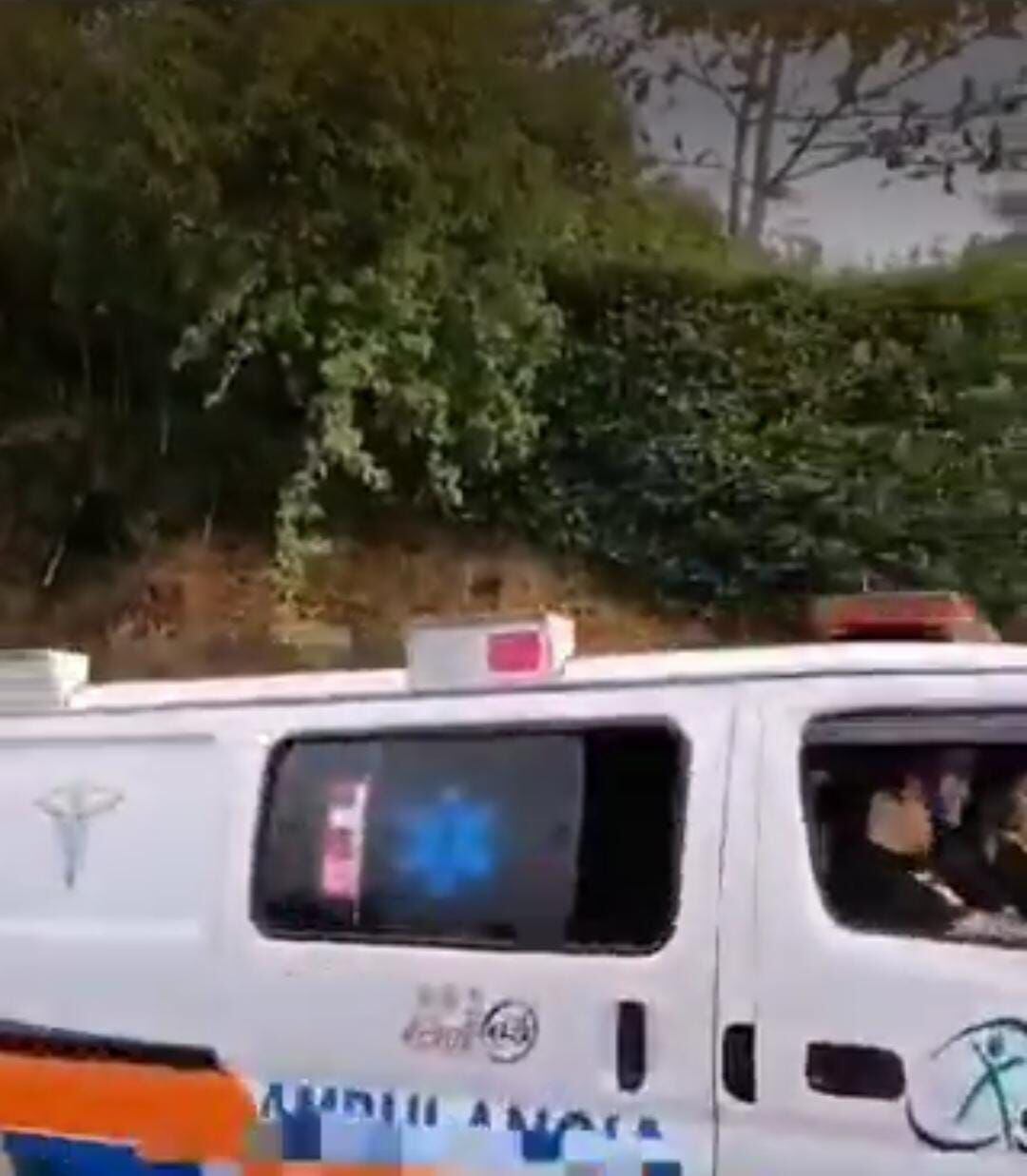 Una ambulancia llegó al sitio pero ya el hombre estaba sin vida.