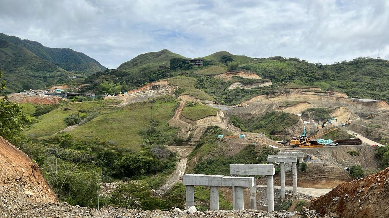 Obras en la vía Panamericana a la altura del municipio de Rosas, en el Cauca.