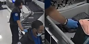 Agentes robando en el Aeropuerto de Miami.