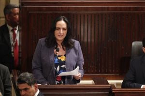 Senadora María Fernanda Cabal, discurso de la oposición