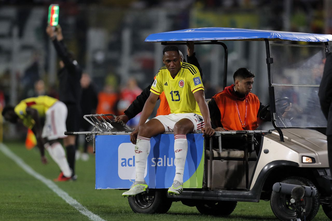 Mina, lesionado en juego de la Selección Colombia