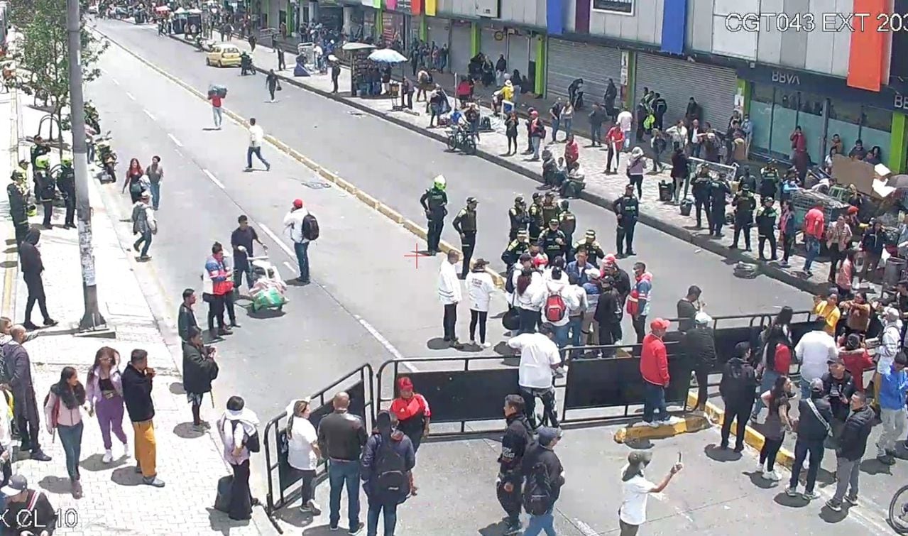 Reportan bloqueo en Bogotá.