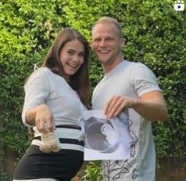 El infuencer alemán Dominic Wolf  anunció que se convertirá en padre por primera vez junto a su prometida Paula Montagut.