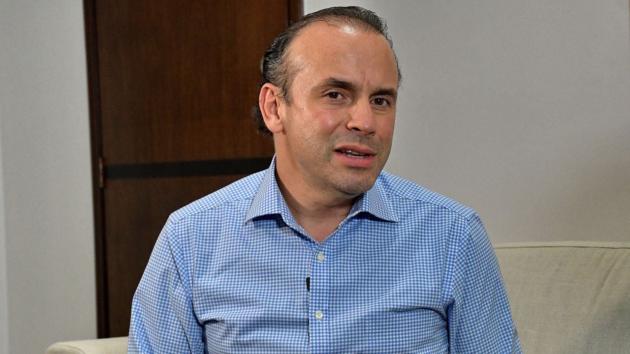 Alejandro Eder . Alcalde de Santiago de Cali.