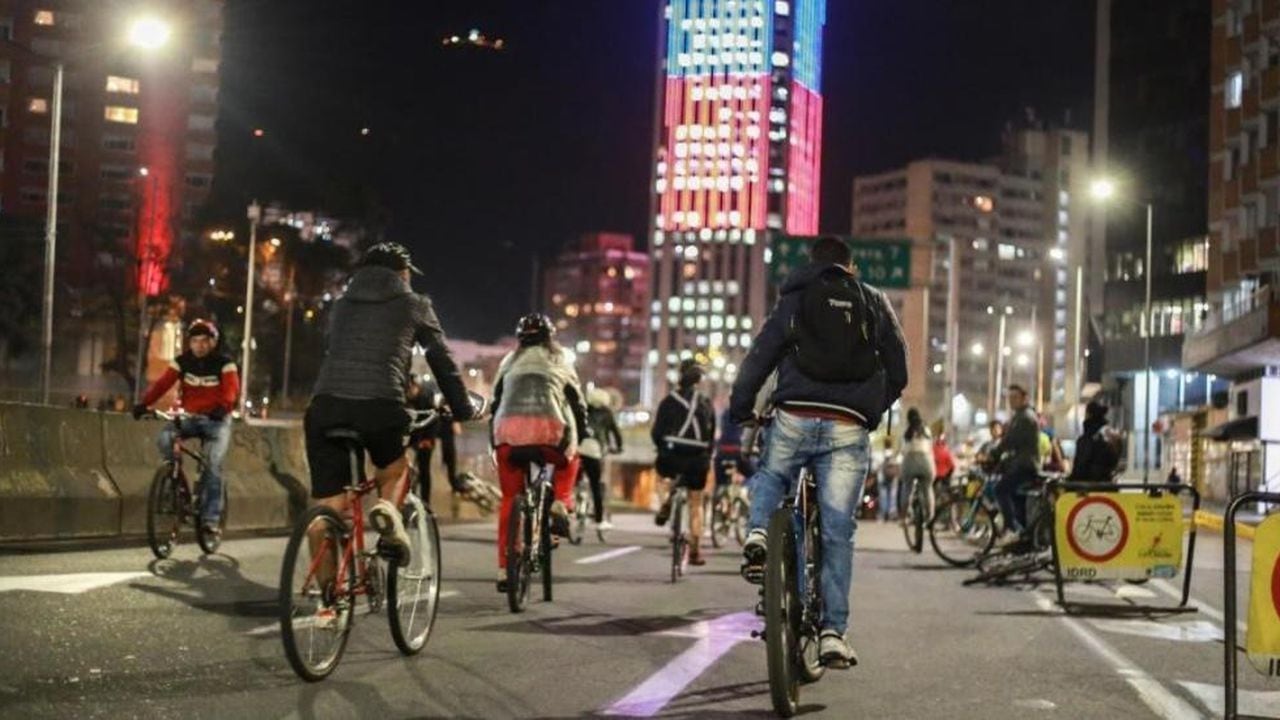 La ciclovía nocturna en Bogotá está programada para el jueves 10 de agosto.