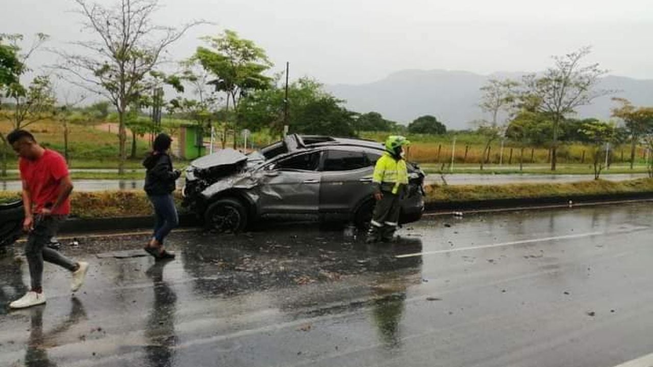 Portero del Deportes Tolima sufrió aparatoso accidente mientras se dirigía al lugar de entrenamiento.