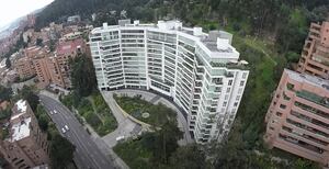 Vista aérea del emblemático edificio Peñas Blancas
