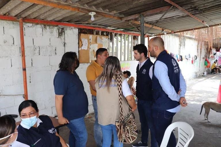 Autoridades revisan con preocupación las altas cifras de hacinamiento en Barranquilla
