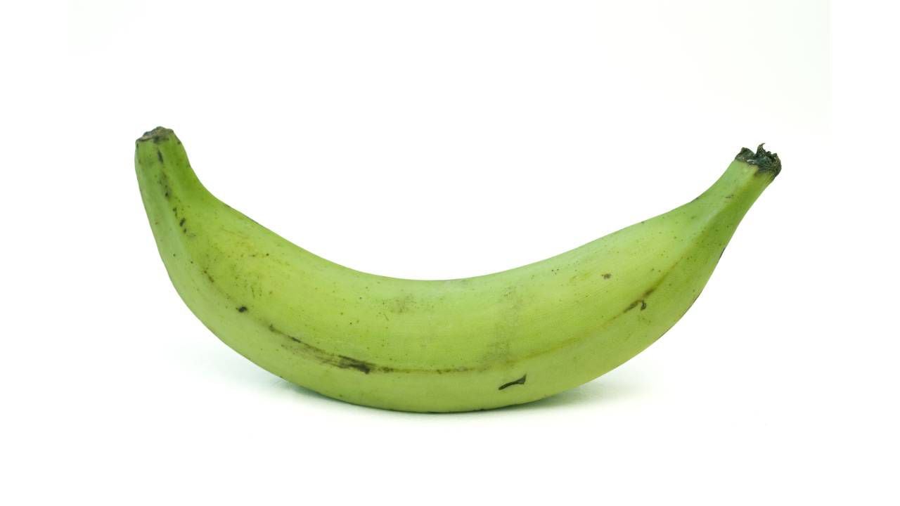 El plátano contiene vitaminas del complejo B y minerales como el calcio y el magnesio. Foto: Getty images.