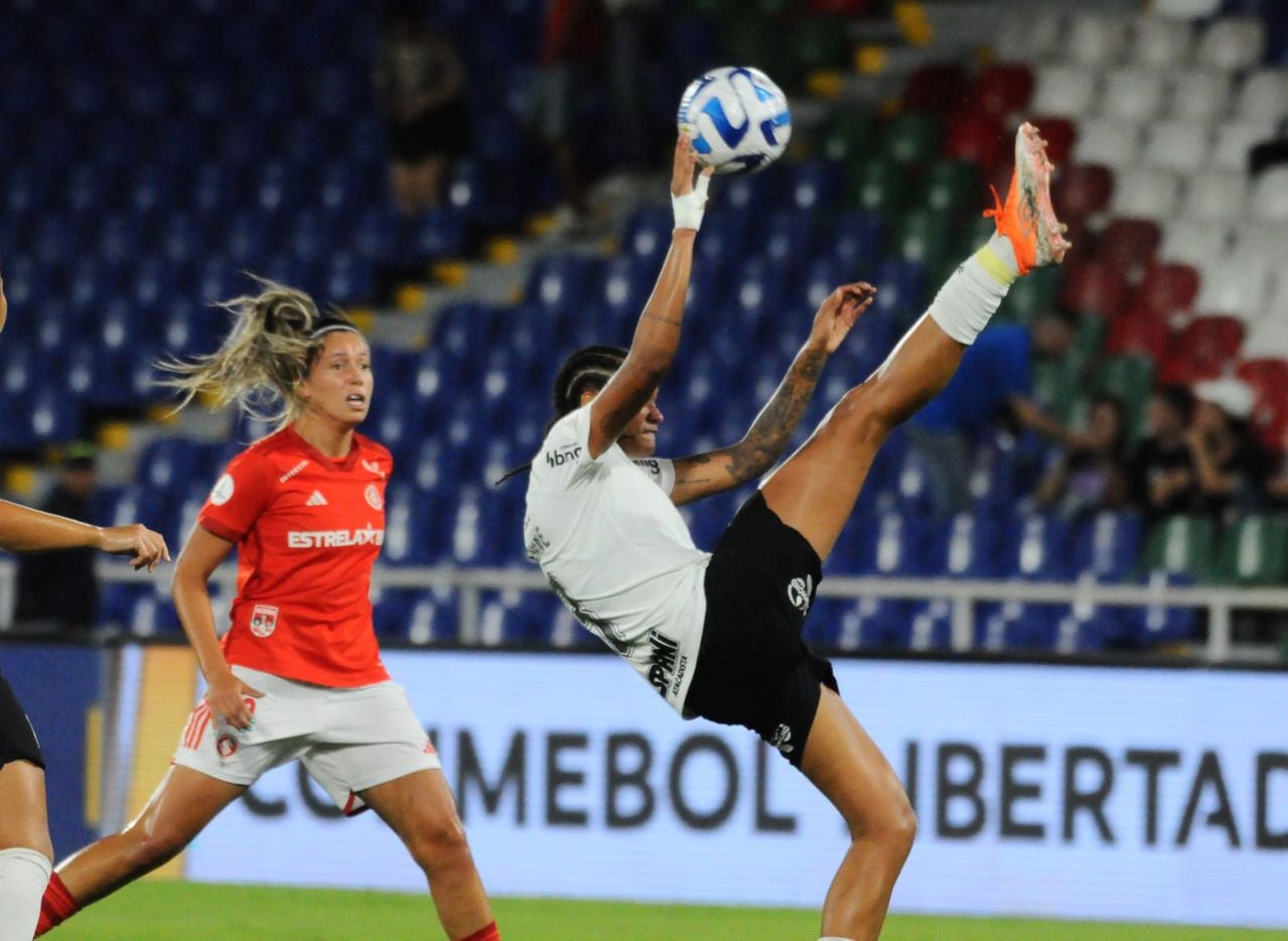Internacional vs Corinthians por las semifinales de la Copa Libertadores Femenina