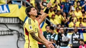 El volante debutó con la Selección Colombia ante Uruguay