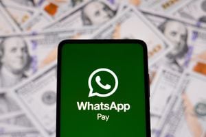 BRAZIL - 2023/03/16: In this photo illustration the WhatsApp Pay logo seen displayed on a smartphone. (Photo Illustration by Rafael Henrique/SOPA Images/LightRocket via Getty Images)