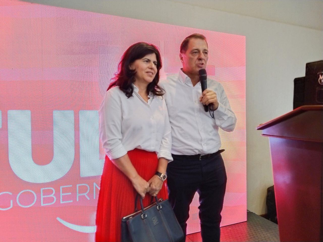 Tulio Gómez en su evento de lanzamiento de campaña como Gobernador.