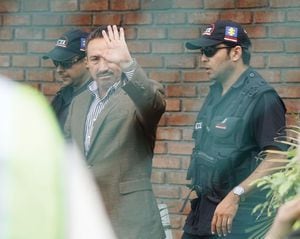 Hugo Heliodoro Aguilar Naranjo fue condenado por la Corte Suprema de Justicia en 2013 por su apoyo al 'bloque central Bolívar' de las Autodefensas Unidas de Colombia.