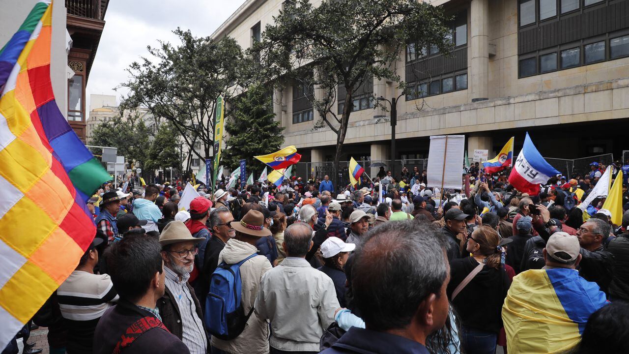 Manifestación frente a la Corte Suprema de Justicia 
Fecode, convocado por el Presidente Gustavo Petro