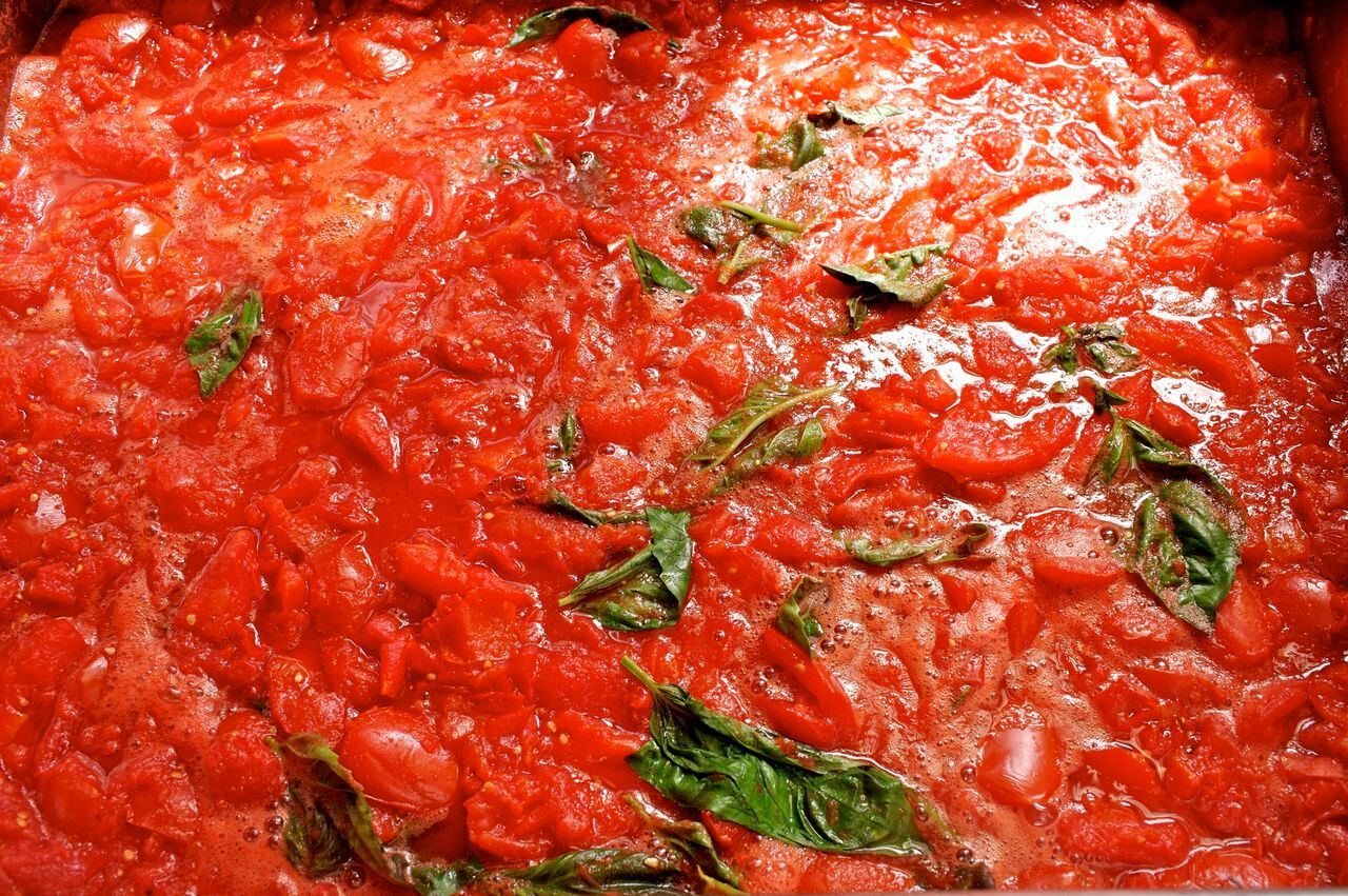 El lado oculto de la salsa de tomate: trucos de limpieza que deben conocerse.