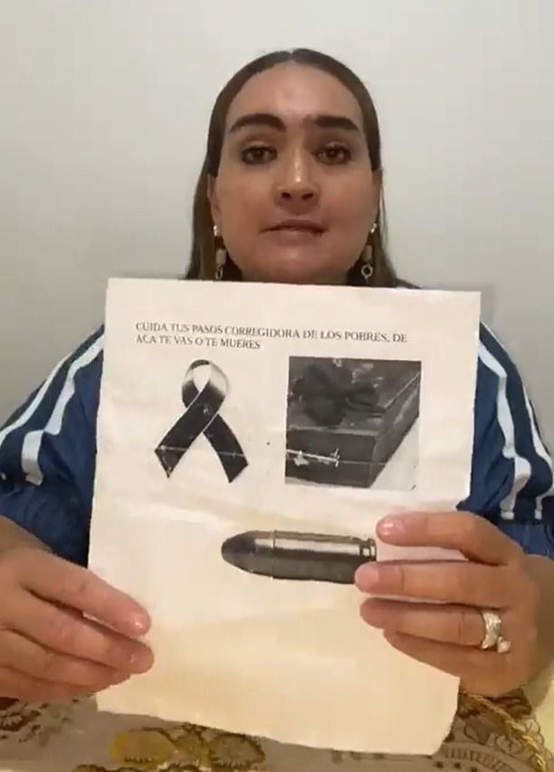 En un video publicado en redes sociales, la corregidora de El Saladito, Juliana Villalba, mostró su preocupación ante las amenazas en su contra.