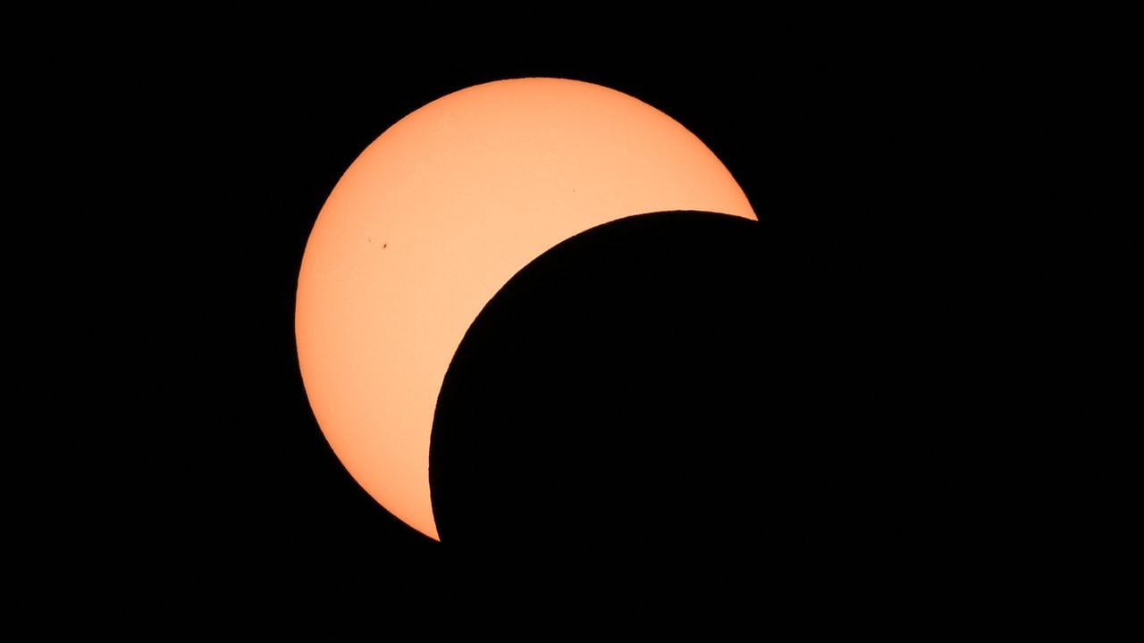 El eclipse total de sol fue un espectáculo en Estados Unidos. (Photo by JOSH EDELSON / AFP)