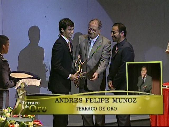Imagen de una de las primeras galas del Terraco de Oro donde fue premiado el patinador Andrés Felipe Muñoz.