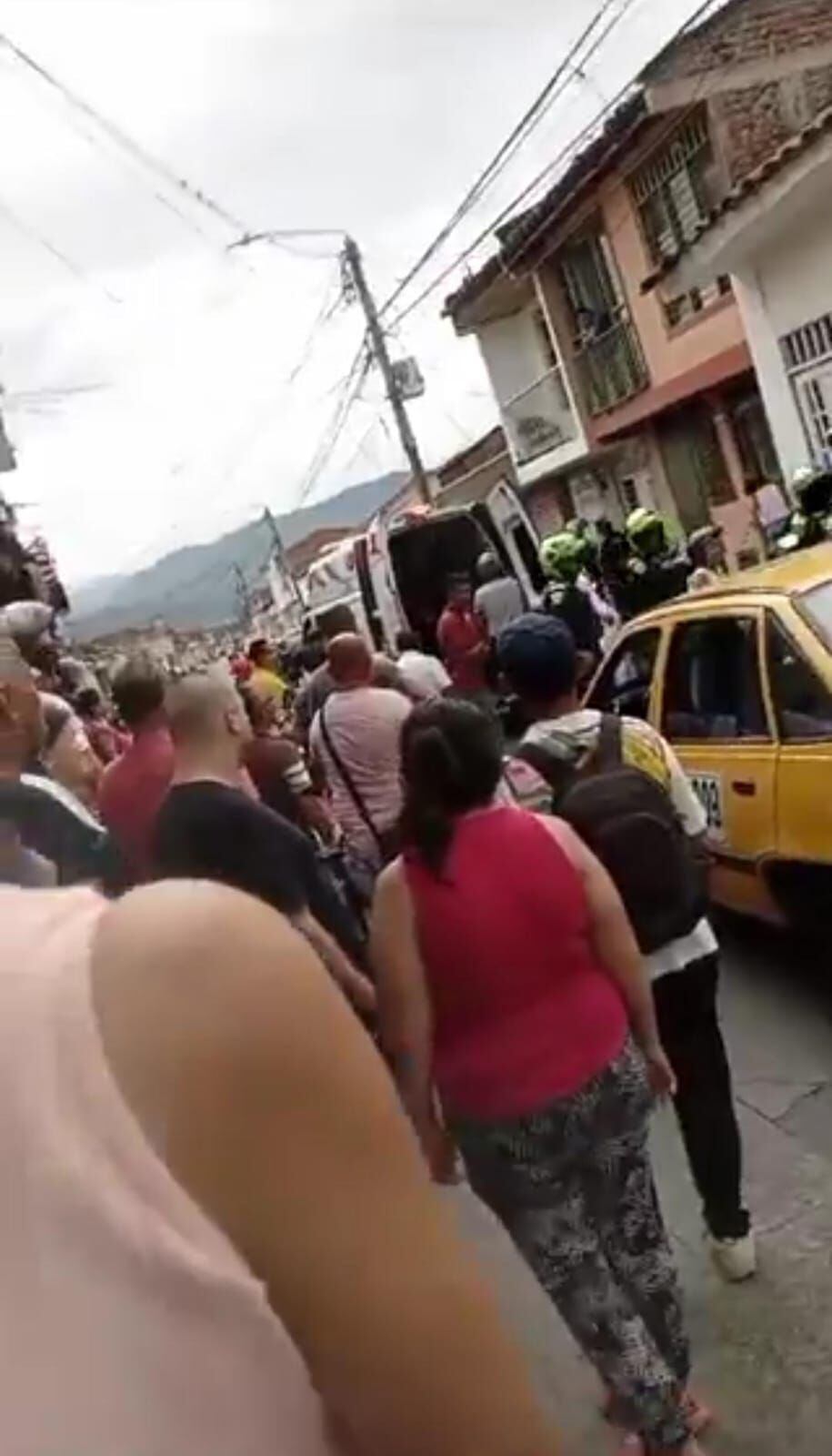 Los heridos fueron trasladados a centros asistenciales, según informó la Policía del Valle del Cauca.