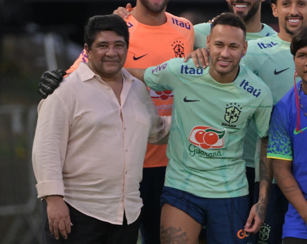 Ednaldo Rodrigues, presidente de la CBF, junto a Neymar.