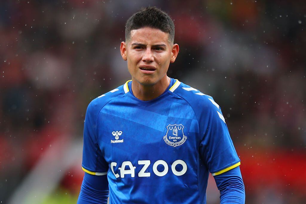MANCHESTER, ENGLAND - AUGUST 07: James Rodriguez of Everton during the Pre Season Friendly fixture between Manchester United and Everton at Old Trafford on August 7, 2021 in Manchester, England. (Photo by Robbie Jay Barratt - AMA/Getty Images)